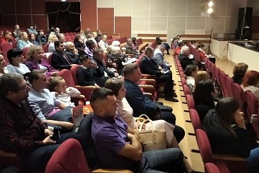 «Вместе идем в будущее»